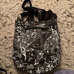 Cute black and white shoulder bag with heart details #heartdetails